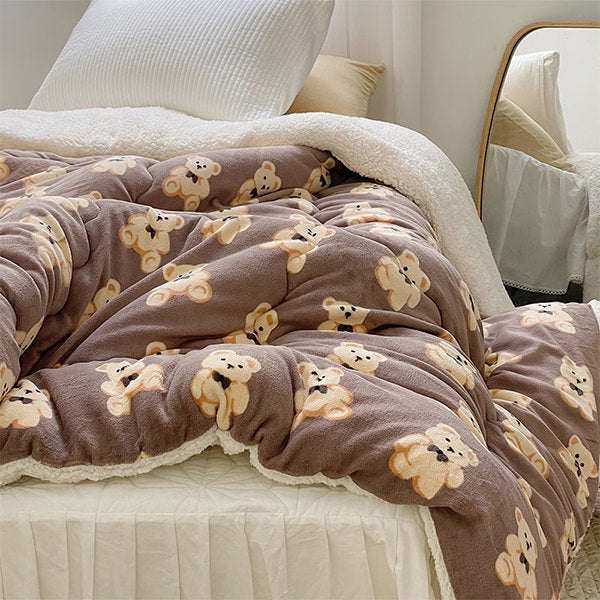 Teddy Bear Winter Duvet - Warm Cozy Comfort - Coffee - White - Two Sizes