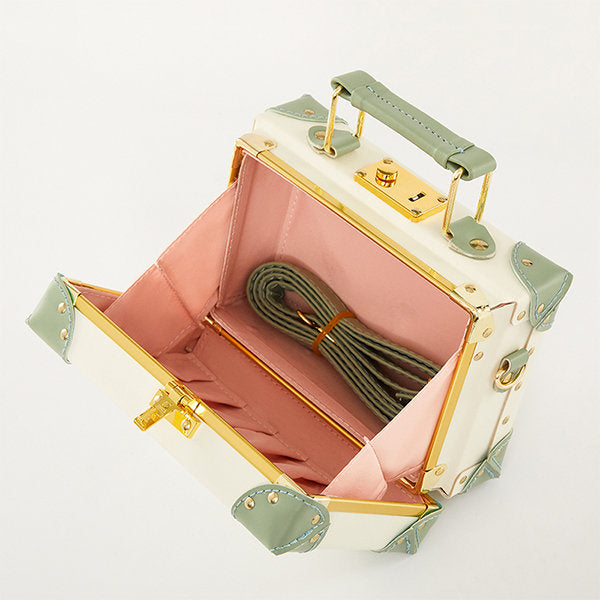 Elegant Daisy Suitcase - Green - Pink - Vintage-inspired
