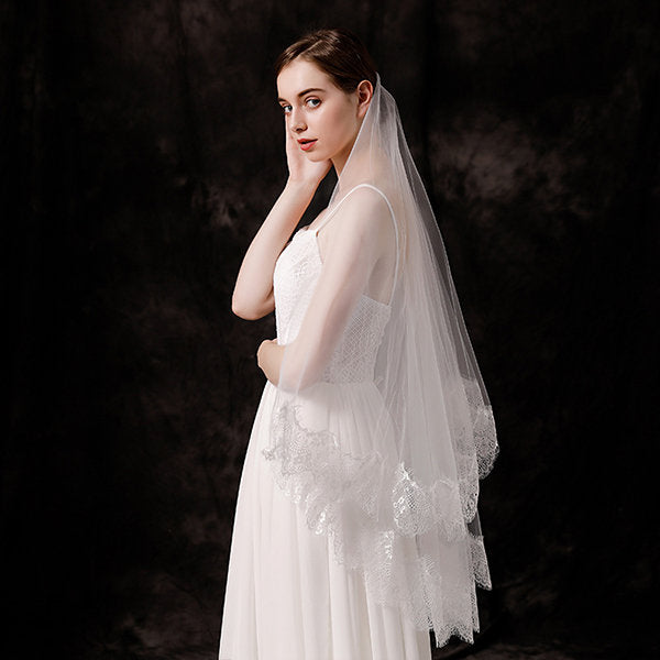 Elegant Double Layer Bridal Veil - Romantic Wedding - Delicate Lace Trim
