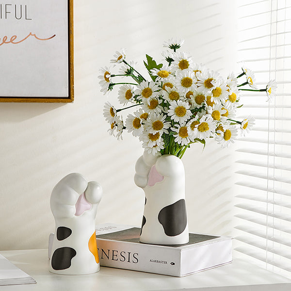 Whimsical Cat Paw Vase – Playful Resin Home Decor