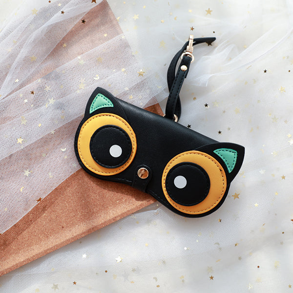 Animal Eyes Glasses Case - Ultra-Fiber Leather - Cute & Stylish - Perfect for Travel