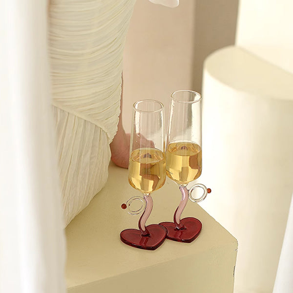 Cupid Ring Champagne Glasses - Heart-Shaped Base - Glass - Elegant Valentine's Gift - Romantic Dinnerware