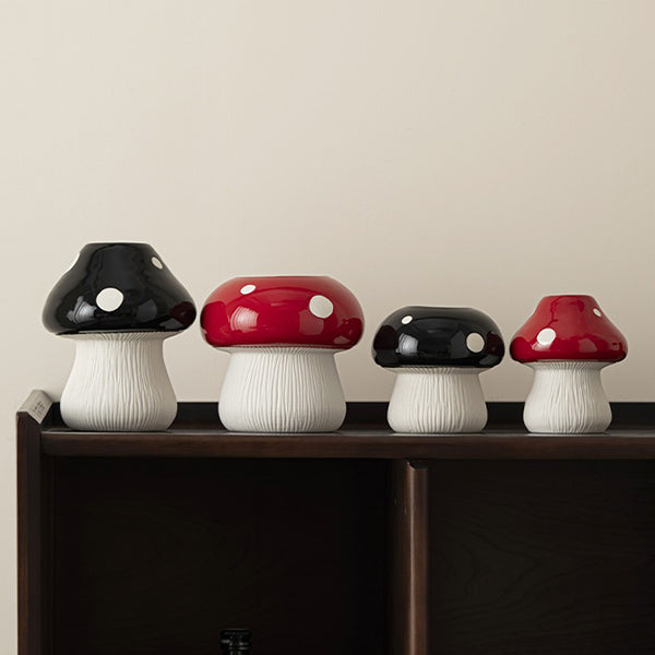 Ceramic Mushroom Vase - Whimsical Home Décor - Black & Red Colors - Hydroponic & Flower Friendly