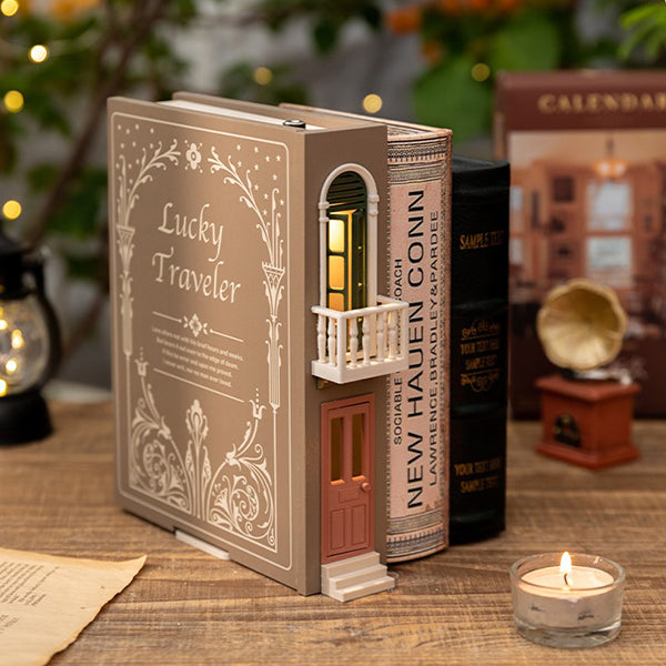 Wooden Bookend with LED Light - Hollow Window & Door Design - Rechargeable - Warm & White Light - Unique Home Decor