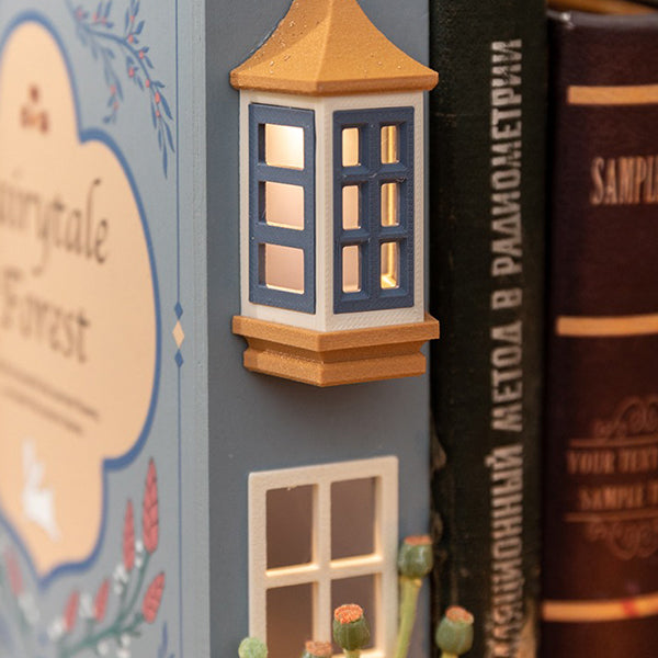 Wooden Bookend with LED Light - Hollow Window & Door Design - Rechargeable - Warm & White Light - Unique Home Decor